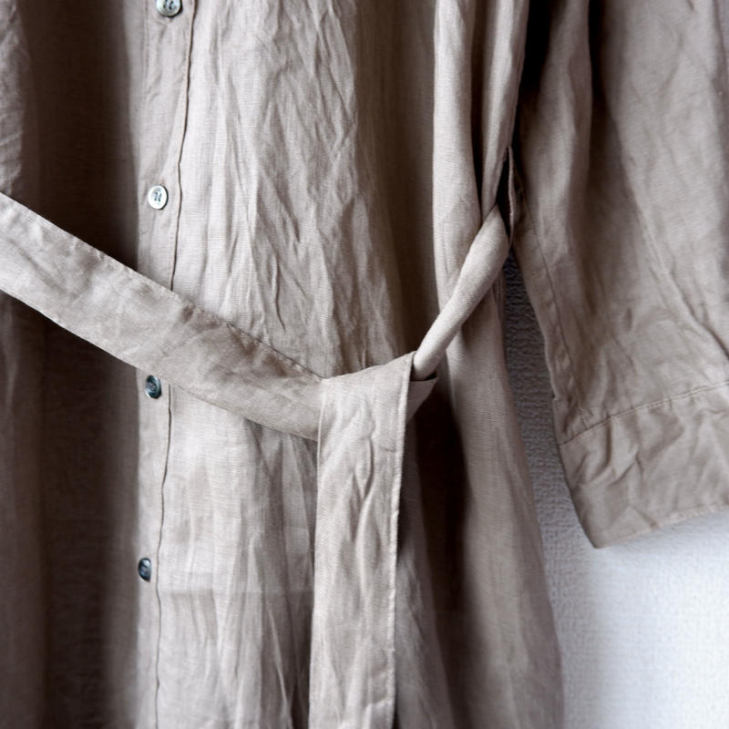 Universal Tissu ユニバーサルティシュ リネンロングシャツドレス Beige