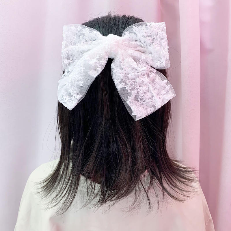 レースのバレッタ