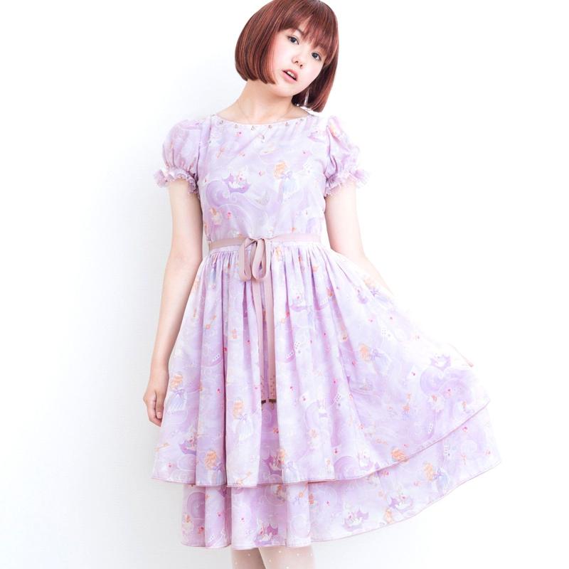アリスの涙の池柄 パフスリーブワンピース ピンク Merrybelle