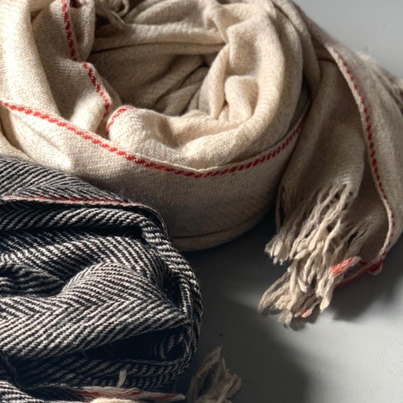 即納！最大半額！ スズキタカユキ スカーフ ストール ブラック