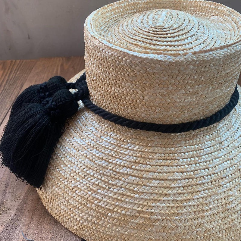 sugri ワイナリーハット