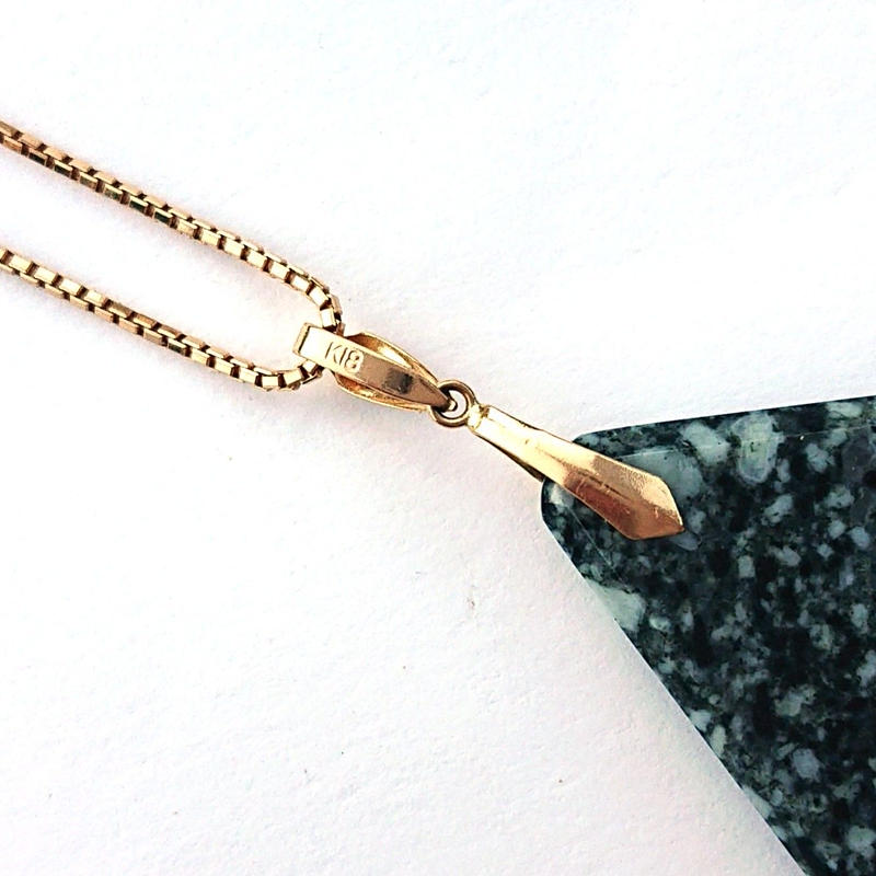 激レア品】遠野の霊石(角閃石)ペンダントトップ単品 羽生結弦モデル(原型)