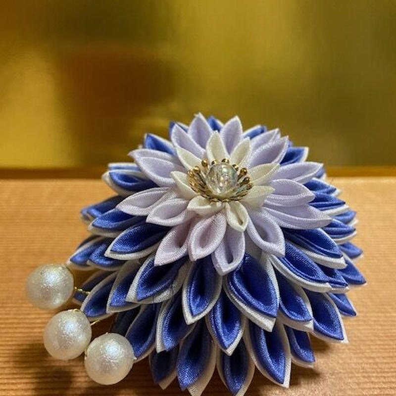 つまみ細工 段菊の髪飾り ハローアン Helloanne