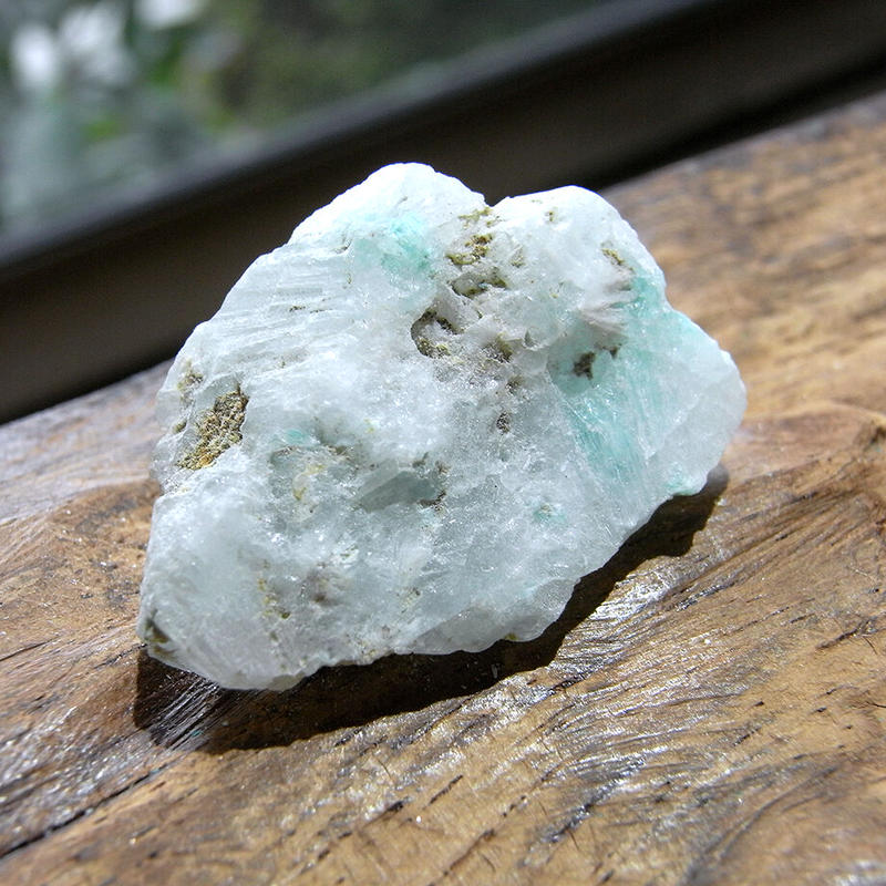 ☆少量限定☆集中力アップ☆【100g♢ミルキーブルーカルサイト原石