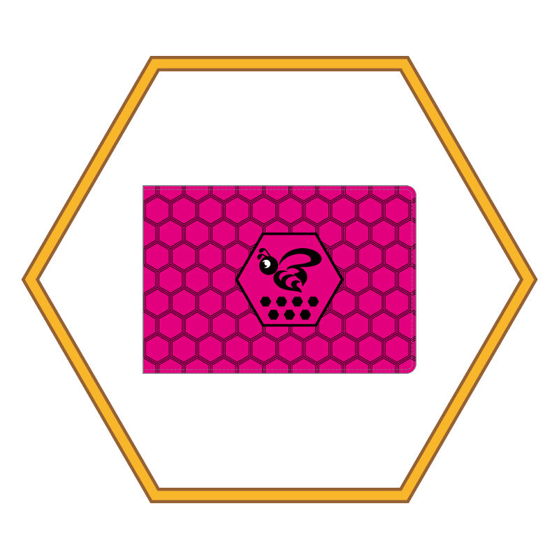 名入れ可 本革製スコアカードホルダー横長型 ハニカム ビー デザイン ホットピン