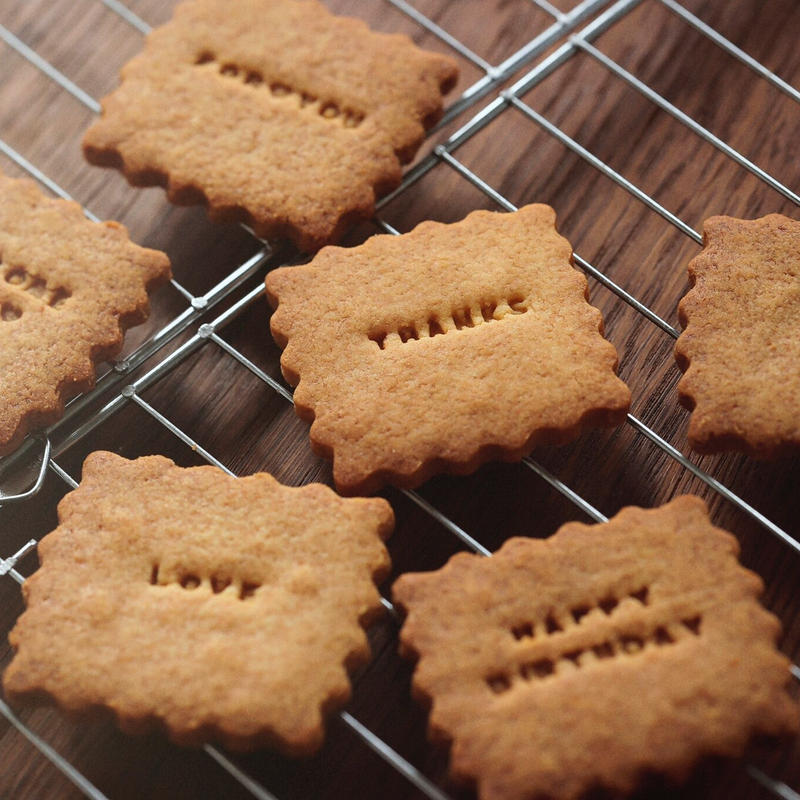 もも缶クッキー 毎週火曜 土曜の昼12時から数量限定発売 もも缶