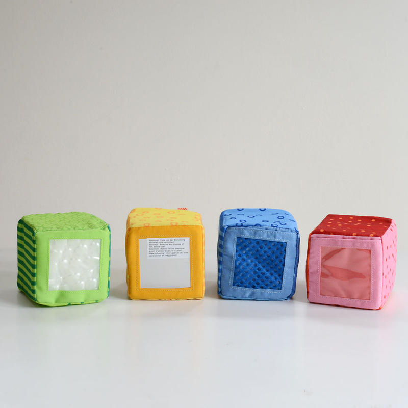 6ヶ月 クロースダイス カルテット Toys Gift Momo