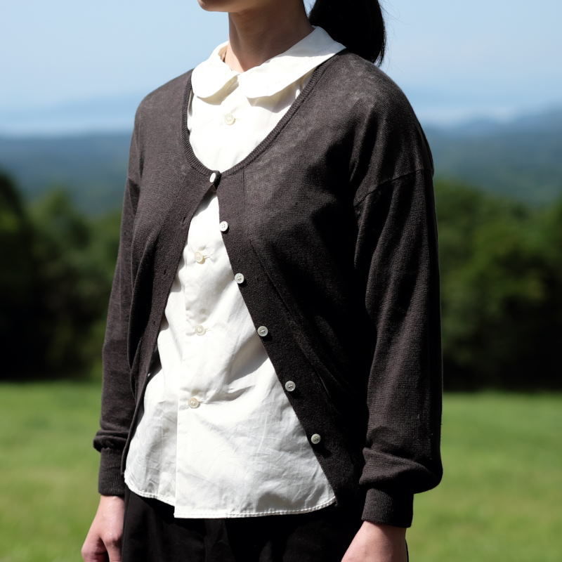 Homspun リネンuネック長袖カーディガン チャコール Mono