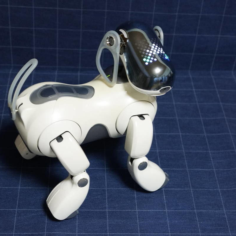 SONY Aibo ホワイト/耳と尻尾がブルー aibo 耳&しっぽ ｿﾗ[ﾌﾞﾙｰ]・ｳﾞｧﾘｱｽ | Sony Music Shop・CD・DVD
