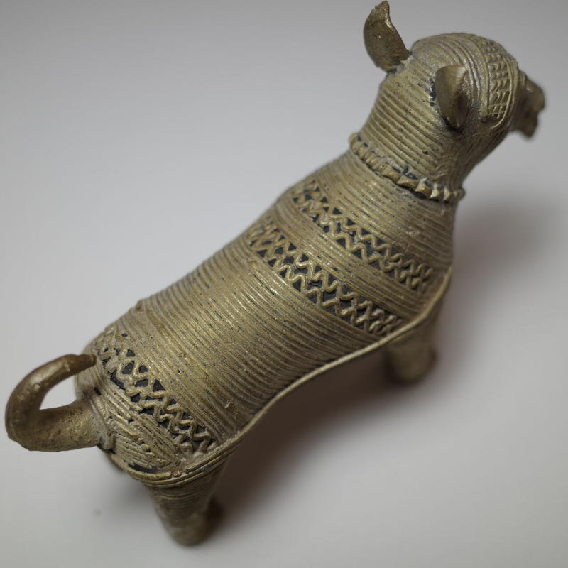 民芸品 真鍮製 犬のオブジェ 古道具 綯交 Naimaze