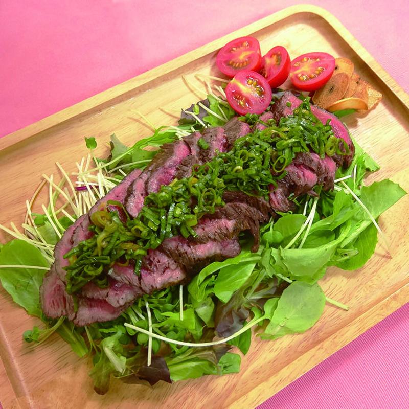 やわらかくてヘルシーな赤身肉 国産黒毛和牛 ランプ ３００ｇブロック タタキレシピ付 肉の達人