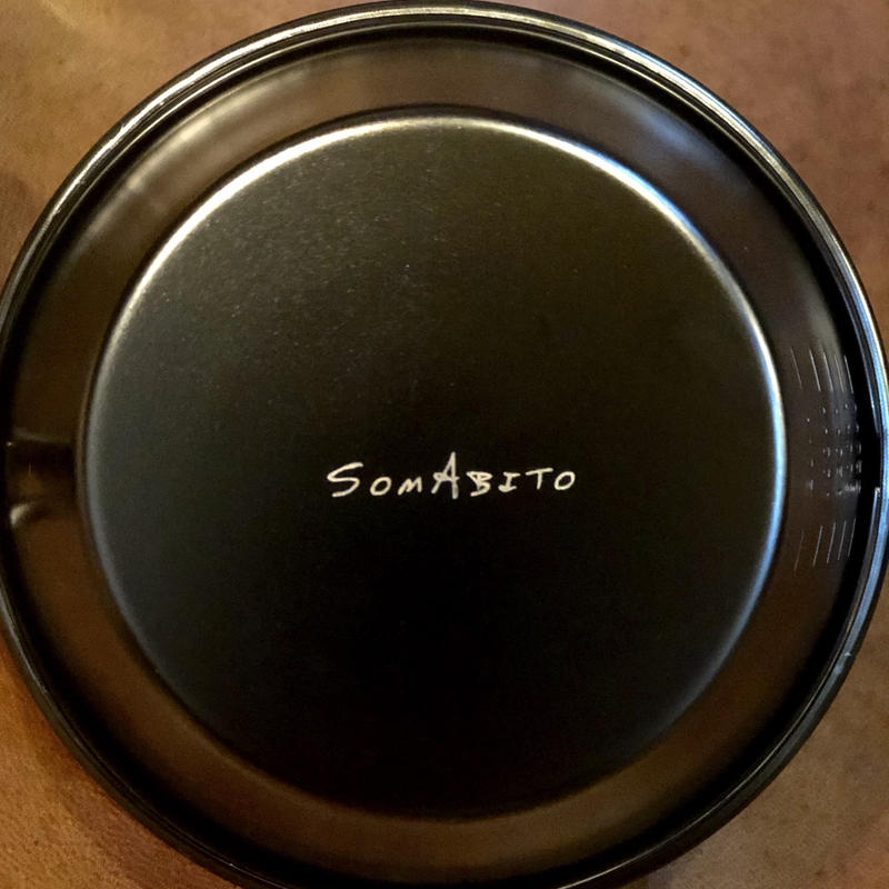 SomAbito×OLDMOUNTAINコラボ ブラックシェラカップ スタンダードロゴ SomAbito×OLDMOUNTAINコラボ ブラックシェラカップ スタンダードロゴ