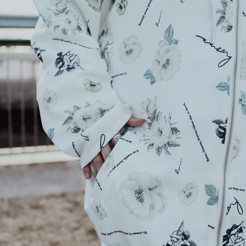 評価 AFYF FLORAL INC JET ZIP PARKA FLOWER WHT agapeeurope.org