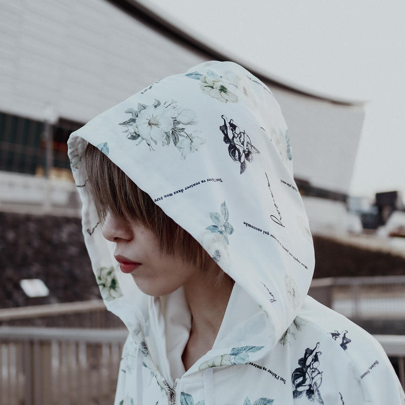 評価 AFYF FLORAL INC JET ZIP PARKA FLOWER WHT agapeeurope.org