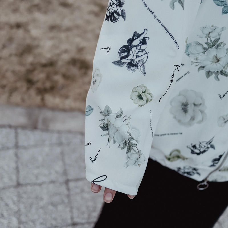 評価 AFYF FLORAL INC JET ZIP PARKA FLOWER WHT agapeeurope.org