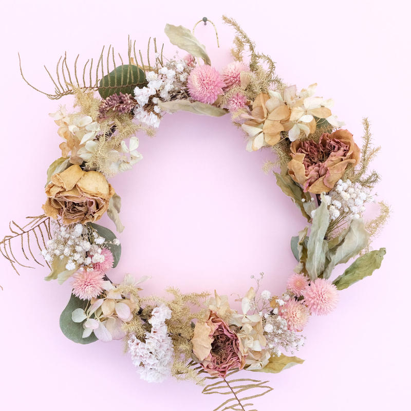 Flowerworks Sekikawa ドライフラワーリース オトメの金沢 陳列室