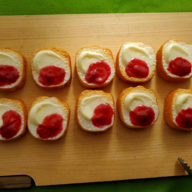 いちごジャムバタートースト バターナイフで塗ってみました Food Sample Cr