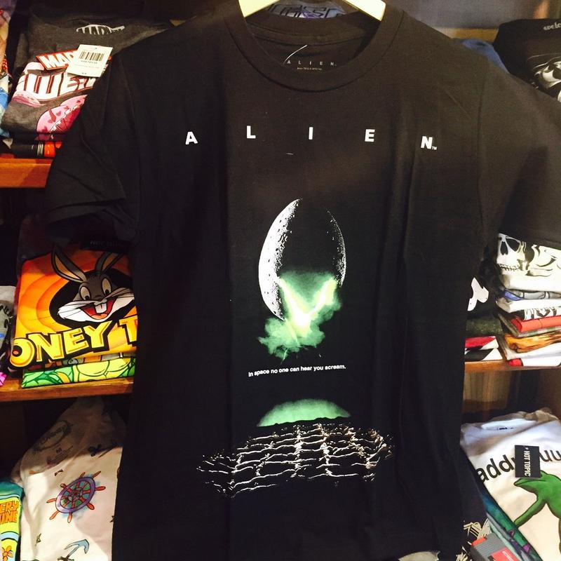 Usa直輸入 映画 エイリアン エッグ Tシャツ Sサイズ 正規品 Plushboy シ