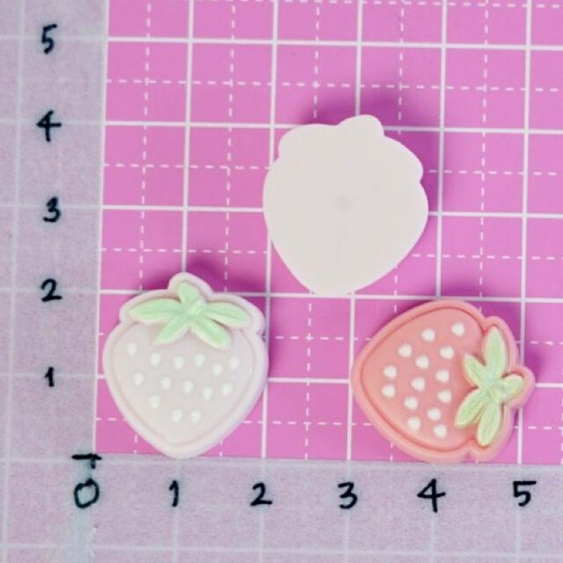 いちご デコパーツ 10個 ハンドメイド パーツ 素材 キッズアクセサリー かわいい ゆめか