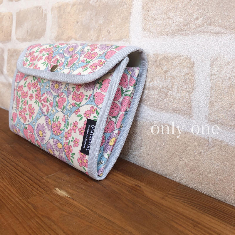 夢色お花畑 パステルベビーピンク母子手帳ケースじゃばらhalf Linen Quatref