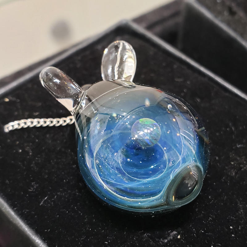 宇宙うさぎのペンダント 566 Rabbica Online Store