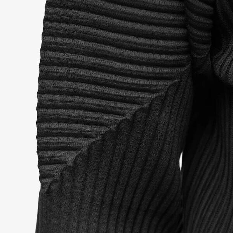 外箱不良宅配便送料無料 2022 SS ミー イッセイミヤケ ハイネック 長袖