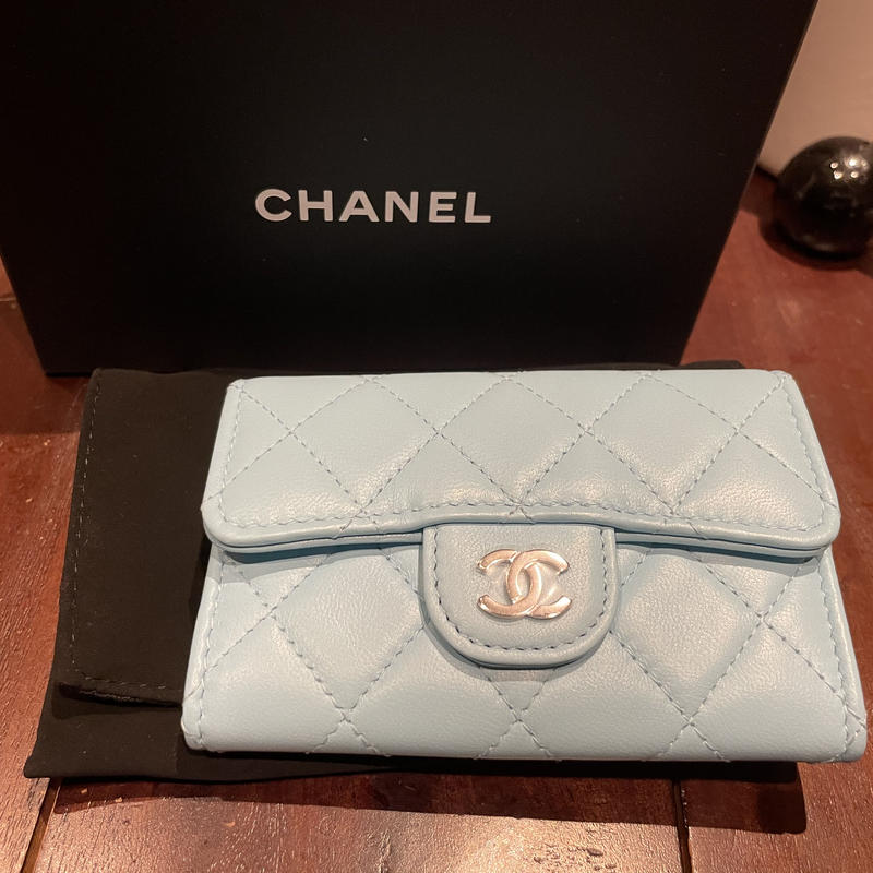 希少カラーCHANEL シャネル クラシック フラップ カードケース 名刺 ...