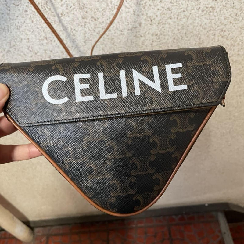 新品☆21SS☆CELINE Hedi Simane セリーヌ トライアングルバッグ ...