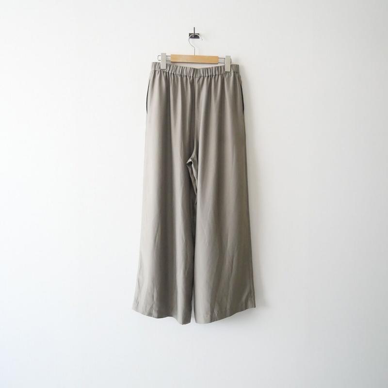 アパルトモン Relax Stain Wide Pants サテンパンツ カジュアルパンツ