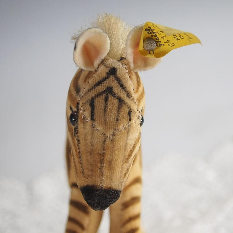 HANSA 6586 スツール シマウマ ぬいぐるみ HANSA 6586 スツール