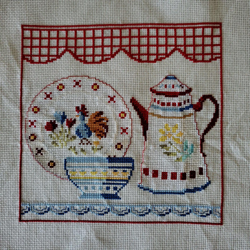 ポットやボウルのクロスステッチ リボンときどきネコ