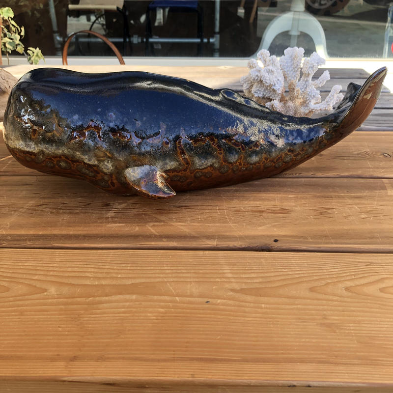 再入荷 陶器製クジラの貯金箱 Rustic By The Sea
