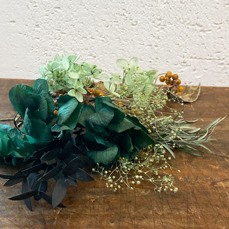 ドライフラワーのヘアパーツ 大人シックなグリーン系 7tails By The Seeds