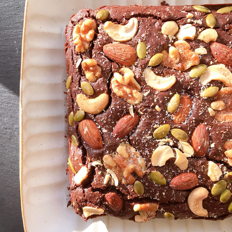 チョコレート不使用 ヴィーガンブラウニー まるこ