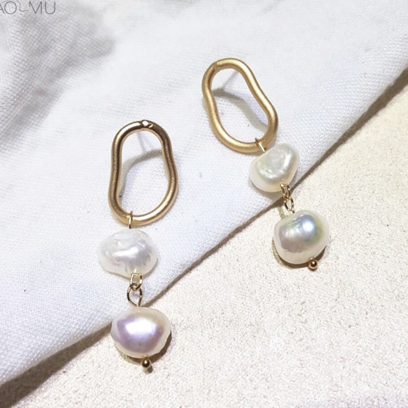 Arc クリックポスト送料無料 淡水パール アシメフープピアス