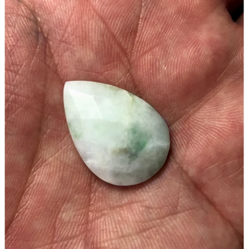 レビュー投稿で選べる特典 糸魚川翡翠 薄青 ファセットルース