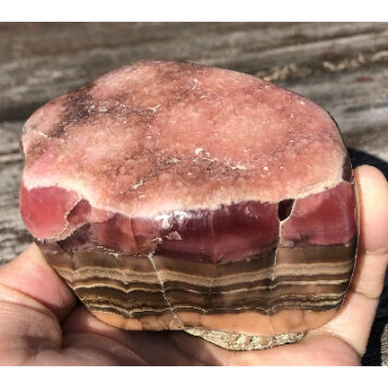 積丹紅玉】〜幻の積丹ルビーの銘品〜北海道稲倉石鉱山産 菱