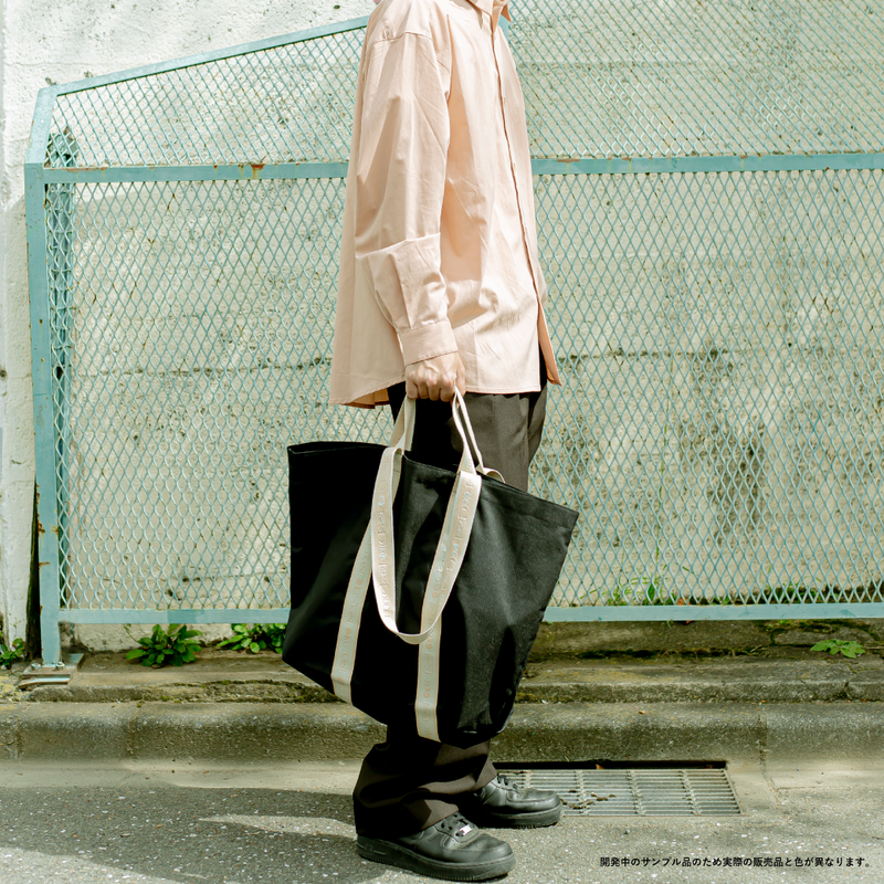 ロゴテープビッグトートバッグ She S Online Shop ロゴテープビッグトートバッグ She S Online Shop