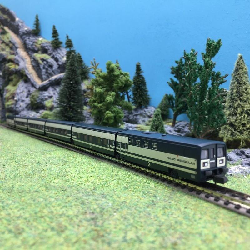 アーノルド◇Arnold HN4272◇乗用車6セット「Trenhotel タルゴ アーノルド◇Arnold HN4272◇乗用車6セット「Trenhotel タルゴ