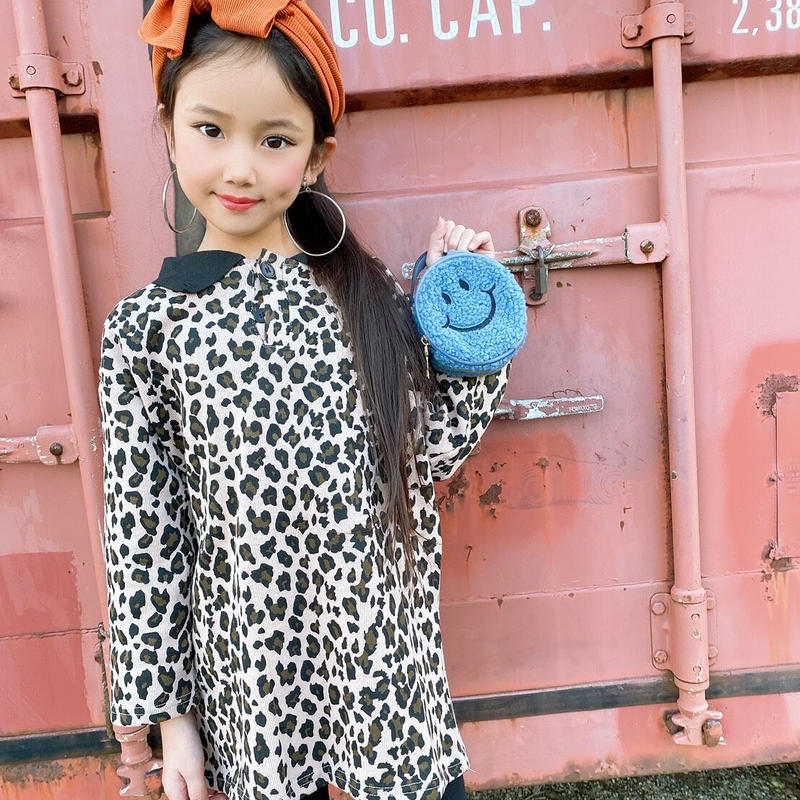 再入荷 Kids ﾚｵﾊﾟｰﾄﾞ柄ﾊﾞｯｸﾃﾞｻﾞｲﾝﾜﾝﾋﾟｰｽ 755 Smile