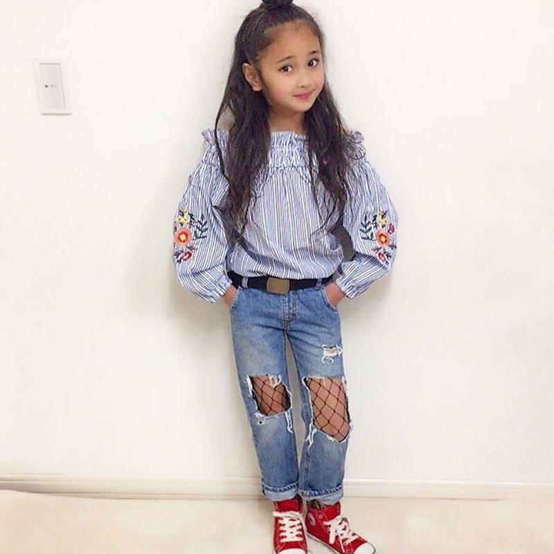 再入荷 Kids ｽﾄﾗｲﾌﾟﾃﾞｻﾞｲﾝ2wayｵﾌｼｮﾙﾀﾞｰ花刺繍ﾄｯﾌﾟｽ ﾌﾞﾙｰ