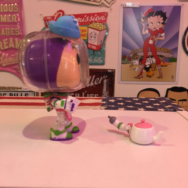 ディズニー ピクサー Funko Pop トイストーリー バズライトイヤー ミセスネズビット