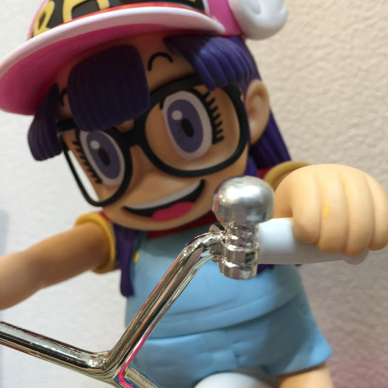 ドクタースランプ アラレちゃん 則巻アラレ 三輪車 フィギュア Sojiji Base