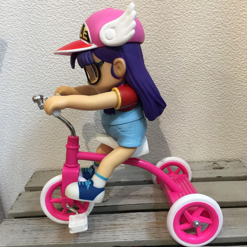 ドクタースランプ アラレちゃん 則巻アラレ 三輪車 フィギュア Sojiji Base