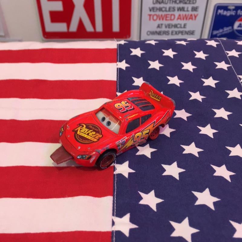 Disney Pixar Cars Mattel社 舌だしマックイーン ディズニーマテルピクサ