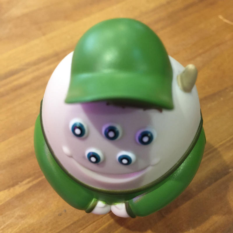 ディズニーピクサー モンスターズインク スクイシー フィギュア Sojiji Base G