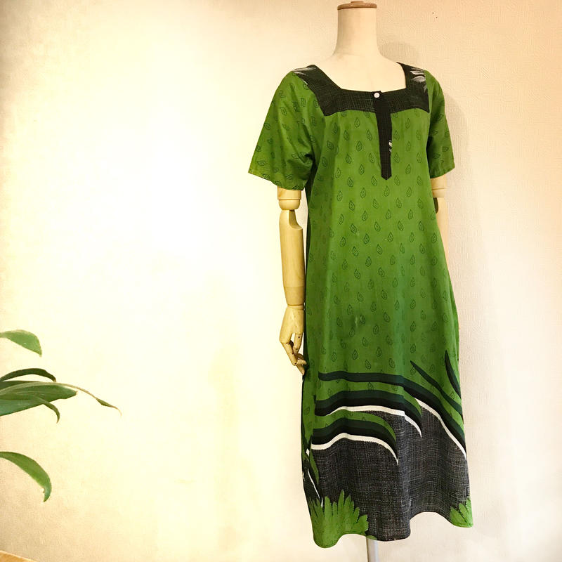 グリーンの植物柄 アフリカンワンピース Sunchild Store
