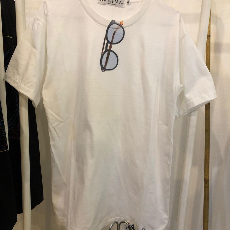 青サングラス 騙し絵フェイクアートイラストｔシャツ 白 ｍサイズ Araina プリントｔシ
