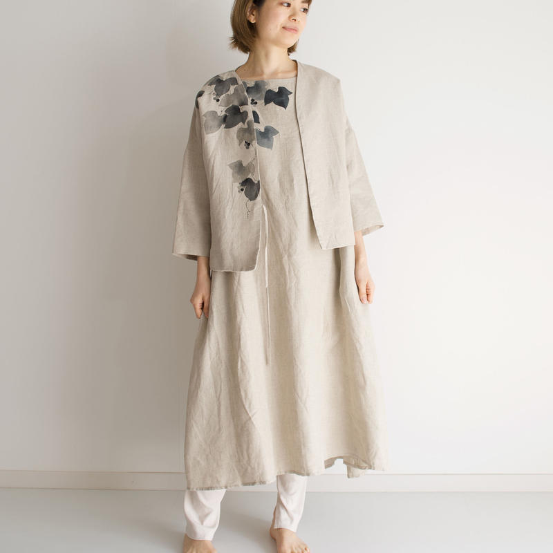 ロングワンピース ベージュ ぶどう Akkaの手描き服