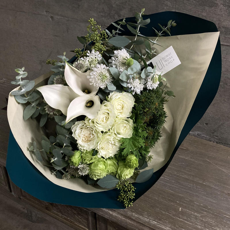 Standard Bouquet 白 グリーン系 Ui Florist Standard Bouquet 白 グリーン系 Ui Florist